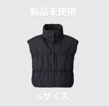 미사용 새상품 UNIQLO C 다운 크롭 베스트 S 사이즈