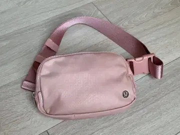 룰루레몬 벨트백