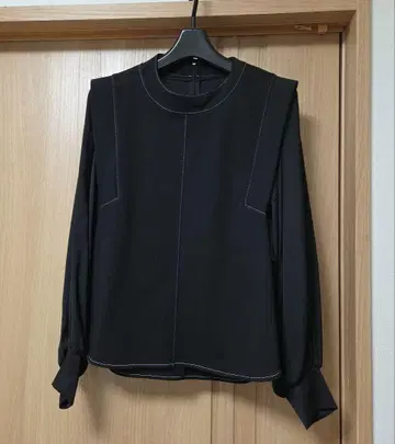 Eimee Law 직물 슬리브 라이트 분또 상의