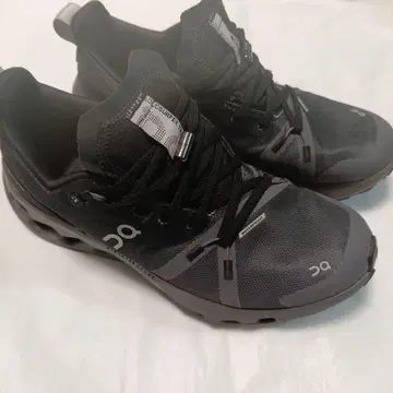 On Cloudsurfer 스니커즈 23.5cm 신발 온