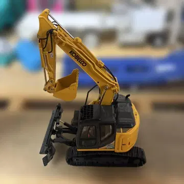 KOBELCO ED160 1/50