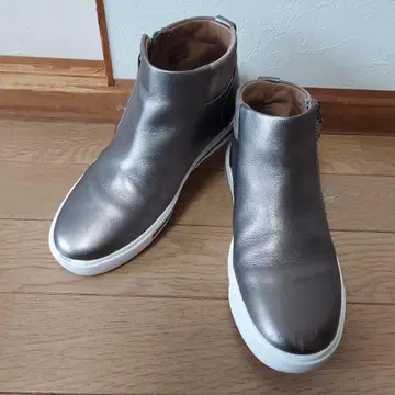 Clarks 클락스 하이컷 스니커즈 사이드 지퍼