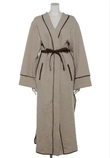 에마림바 EMMA LIMBER PaiseyJacqardGown