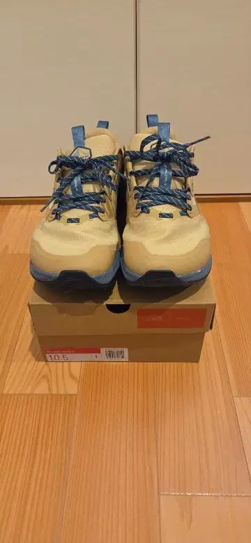 알트라 LONE PEAK8 론피크8 사이즈 US10.5 (28.5cm)