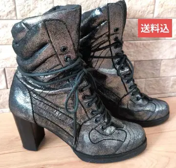 [ zucca ] 주카 메탈릭 실버 레이스업 부츠