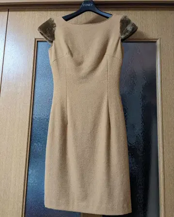 1회 착용 일본제 퍼 포함 울 원피스