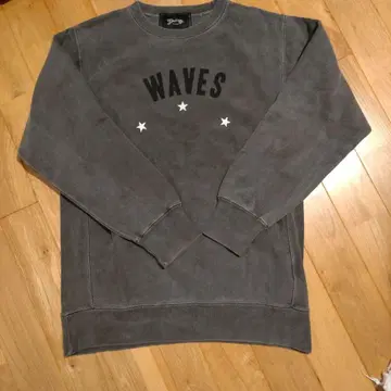 그레이 WAVES 맨투맨 구매 후 보관.