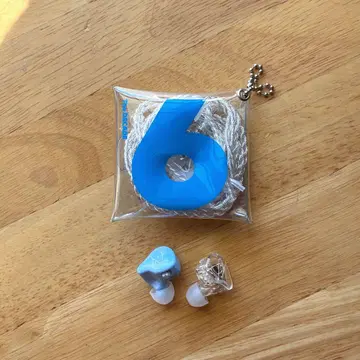 DAY6 데이식스 도운 이어모니 이어폰 굿즈