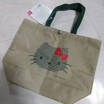 새상품 KINOKUNIYA x 헬로키티 에코백 키이노쿠니야 산리오