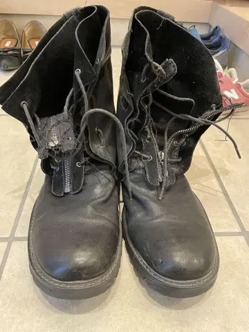 블랙 가죽 밀리터리 부츠