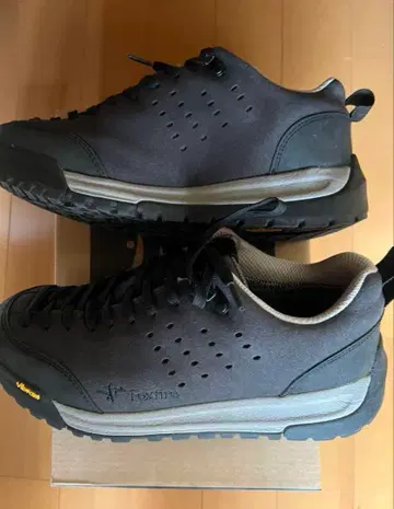 FoxFire 트레킹 슈즈 등산화 블랙 23.5