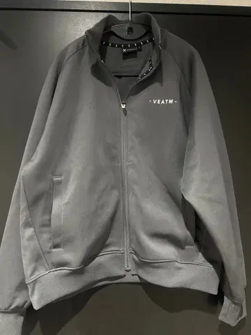 veatm TRACK JACKET