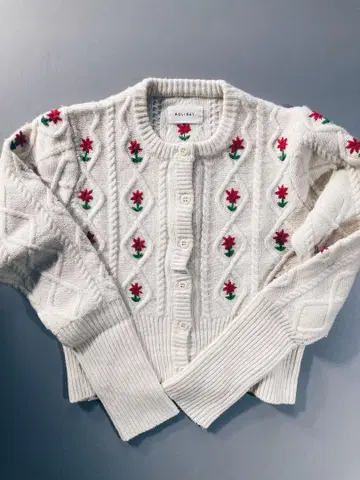 [ 새상품급 ] HOLIDAY 홀리데이 니트 가디건