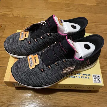 택 포함 새상품 박스 포함 SKECHERS Slip-Ins 블랙/핑크