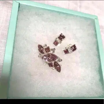 큐빅 브로치와 귀찌 세트 퍼플