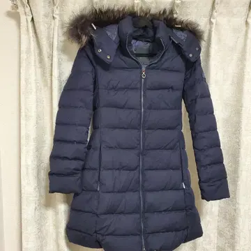 TATRAS 짙은 네이비 후드 부착 울지 롱 다운 자켓
