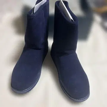 에뮤 네이비 스웨이드 숏 어그 부츠
