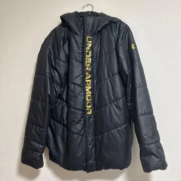 UNDER ARMOUR 블랙 점퍼