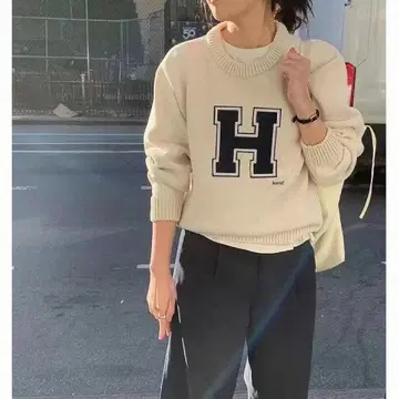 [ haag ] H sweater 헤이그