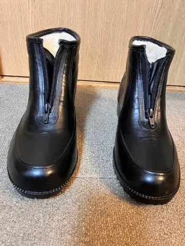 블랙 부츠 [ 인조 가죽 ]