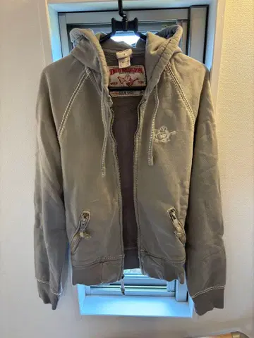 TRUE RELIGION 그레이 후드 부착 후드티