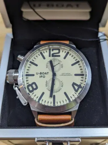 U-BOAT 한정판 크로노그래프 손목시계