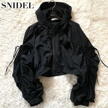 컨디션 최상 SNIDEL 24 모델 숏 블루종 리본 나일론 블랙