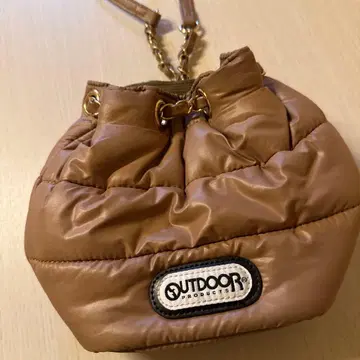 OUTDOOR PRODUCTS 복조리형 숄더백 베이지
