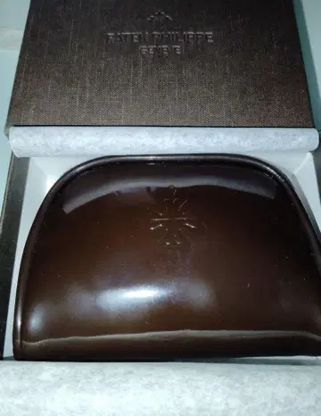 파텍 필립 파우치