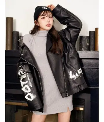 다리치 가죽 자켓