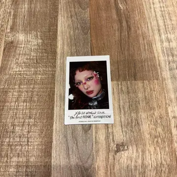 XG EXHIBITION instax mini 폴라로이드 JURIN 주린