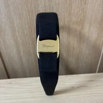 페라가모 머리띠
