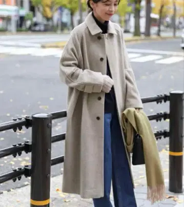 어반 리서치 도어스 발마칸 코트 M 사이즈