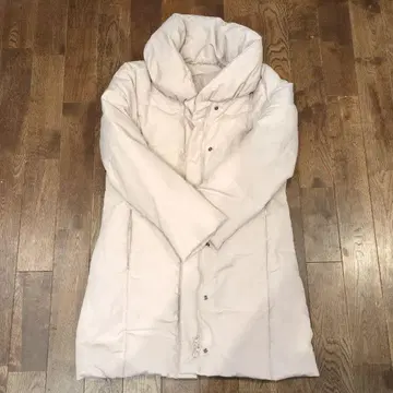 캐서린 하넬 다운 자켓