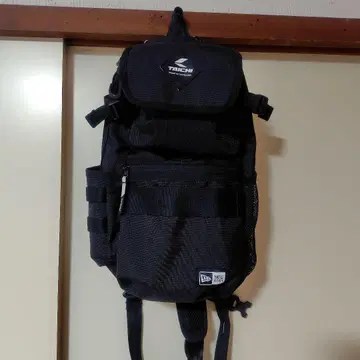 RS TAICHI 슬링 바디백 뉴에라 콜라보 12L 새상품급