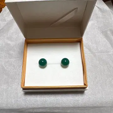 베리테 K18 마노 귀걸이