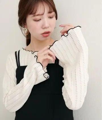 내추럴 꾸뛰르 시스루 티셔츠 배색 TOPS