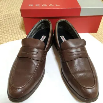 REGAL 브라운 로퍼
