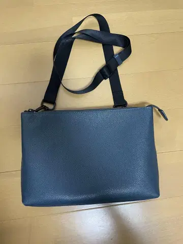 MURA 다크 그레이 숄더백 우먼