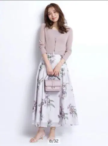 택 포함 JUSGLITTY 시어 플라워 프린트 스커트