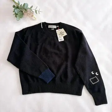 택 포함 미사용 새상품 유니클로 x 아냐 하이드 마치 콜라보 네이비 S