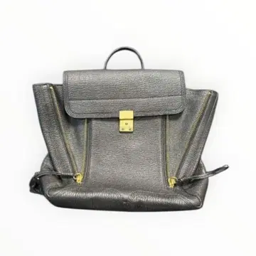 필립 블랙 가죽 백팩 골드 금장 장식 포함