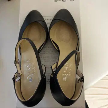 DIANA 블랙 하이힐 펌프스 23.5cm