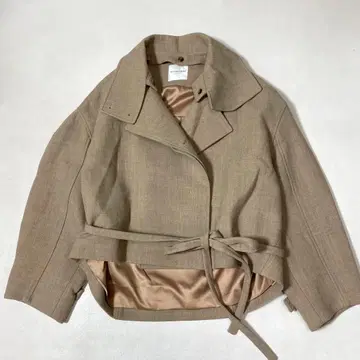 새상품급 LE17SEPTEMBRE 더블 숏 자켓 숏코트