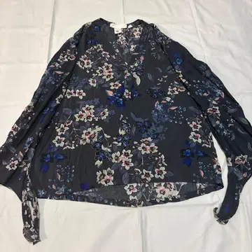 H&M 꽃무늬 긴팔 셔츠