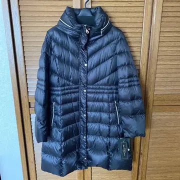 새상품 Glitzern 다운 자켓 후드 부착 사이즈 M