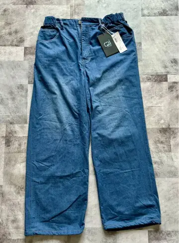 다이와 PIER39 TECH 6P DENIM PANTS