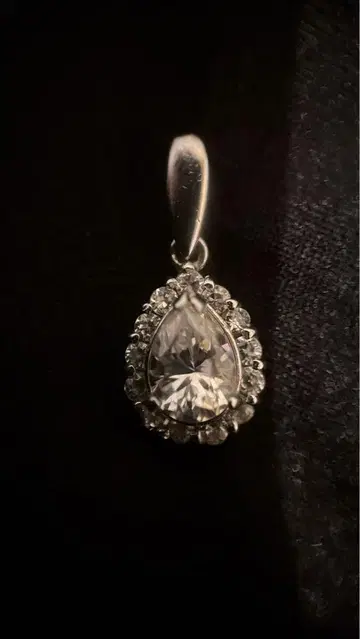 플라티나 티어드롭 1.9g 지르코니아 탑 펜던트