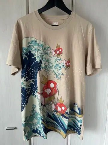 유니클로 포켓몬 T셔츠 UT GRAND PRIX XL 사이즈