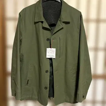 INSPIRE 올리브 그린 밀리터리 자켓